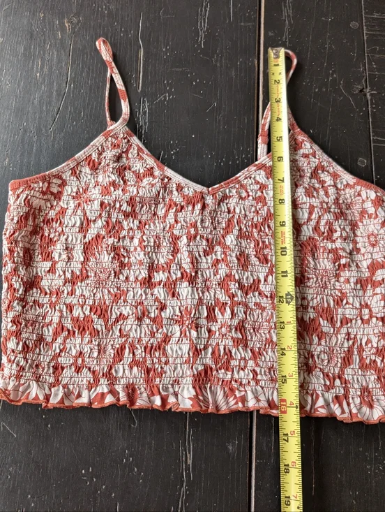 American Eagle Large Floral Strappy V-Neck Crop Top Boho Chic Indie Summer Girl - Picture 7 of 7
